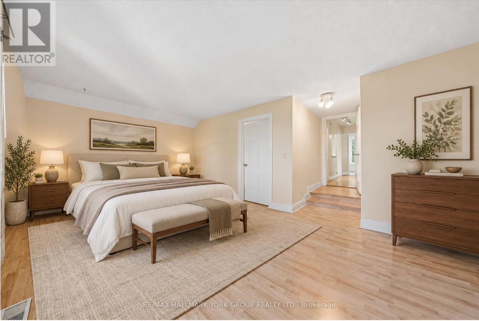16 Scarboro Street, Mississauga, Ontario  L4T 1E4 - Photo 24 - W13778772