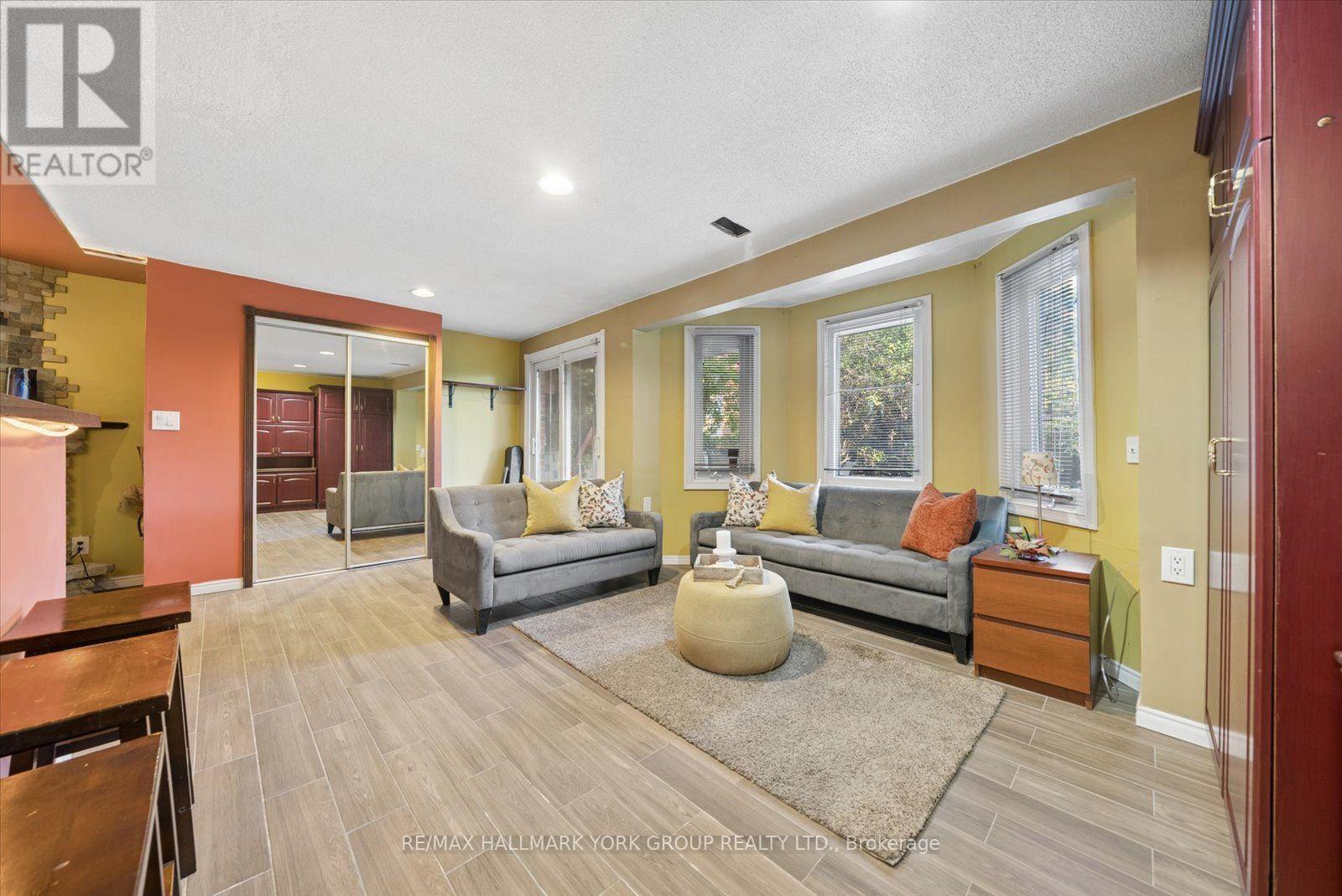 16 Scarboro Street, Mississauga, Ontario  L4T 1E4 - Photo 26 - W13778772