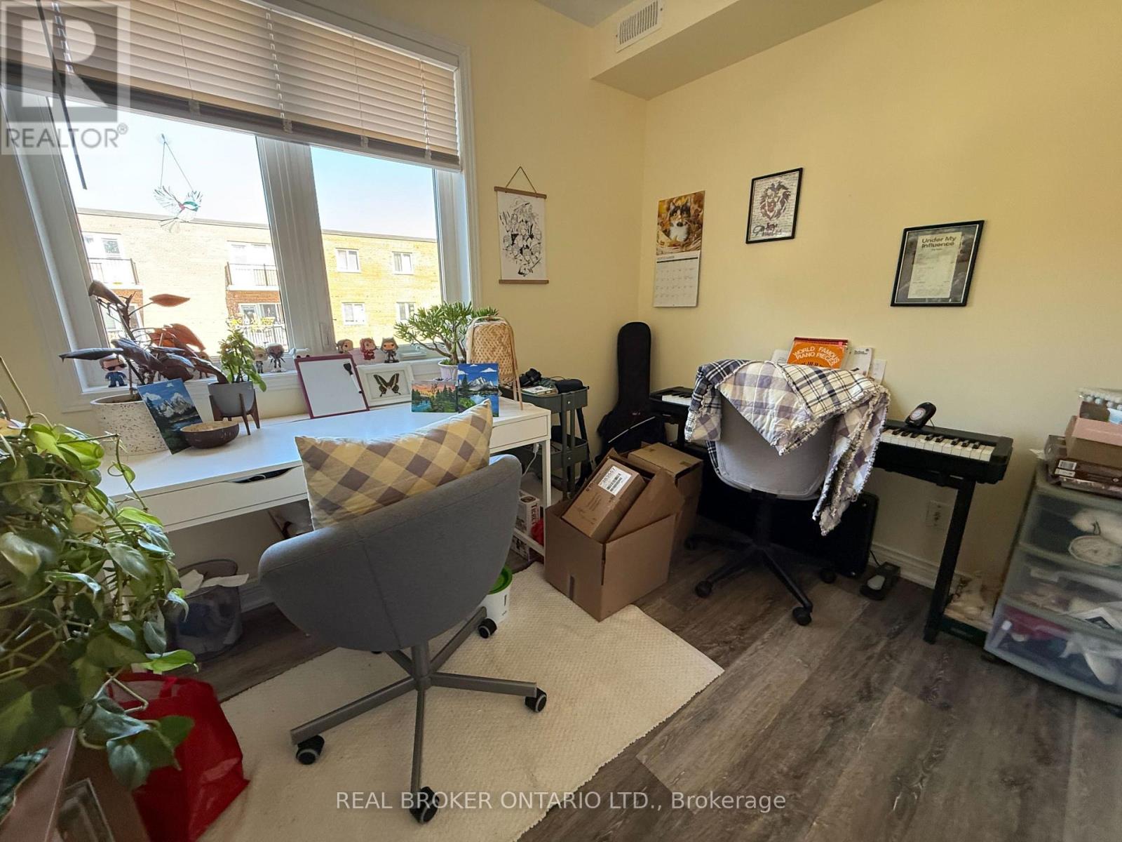 210 - 70 First Street, Orangeville, Ontario  L9W 2E5 - Photo 5 - W13778776