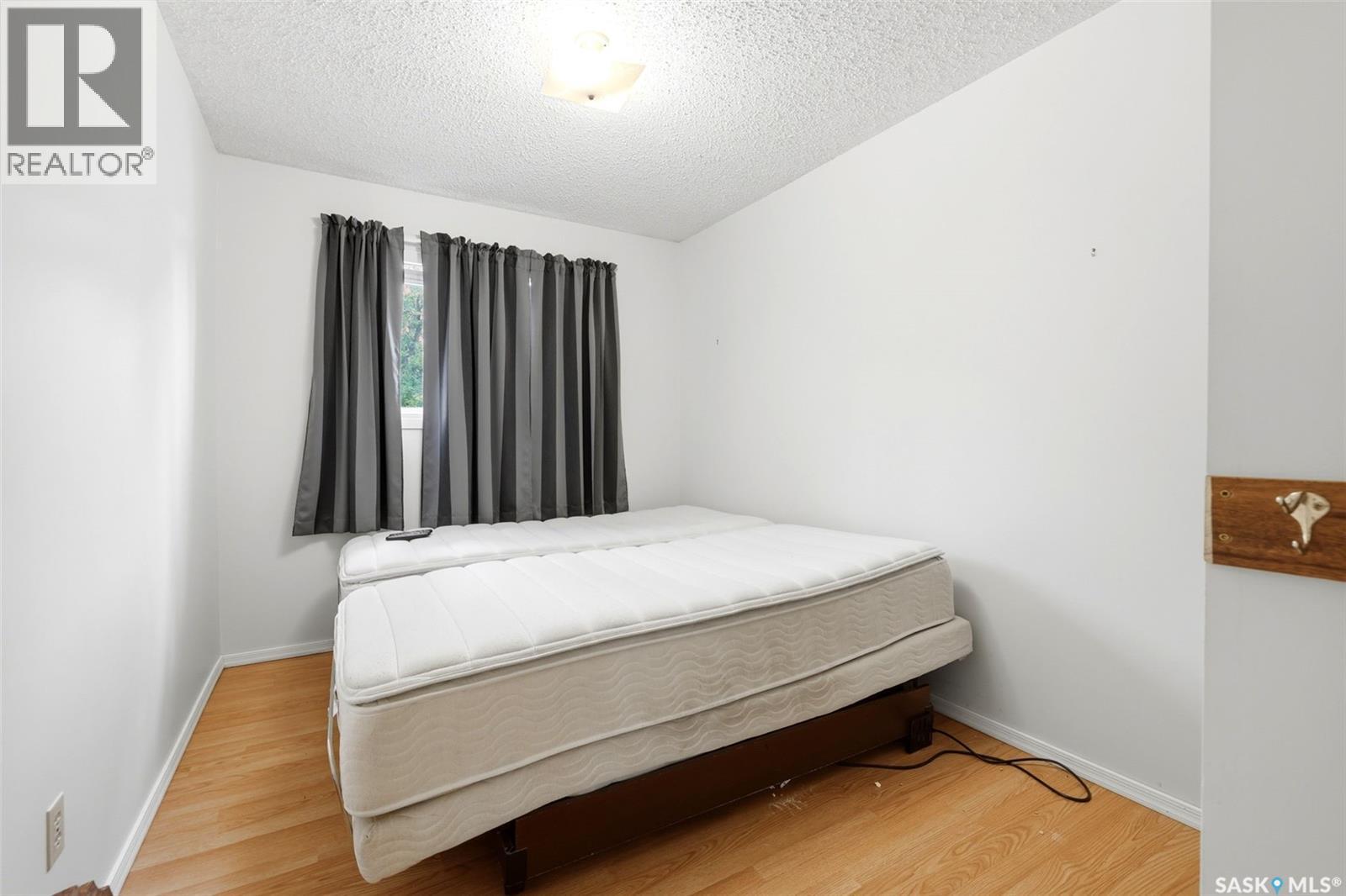 87 Vernon Crescent, Regina, Saskatchewan  S4R 7S8 - Photo 13 - SK048358