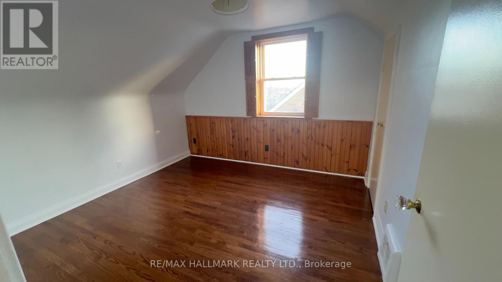 10 Adele Avenue, Toronto, Ontario  M3L 1J1 - Photo 9 - W13731144