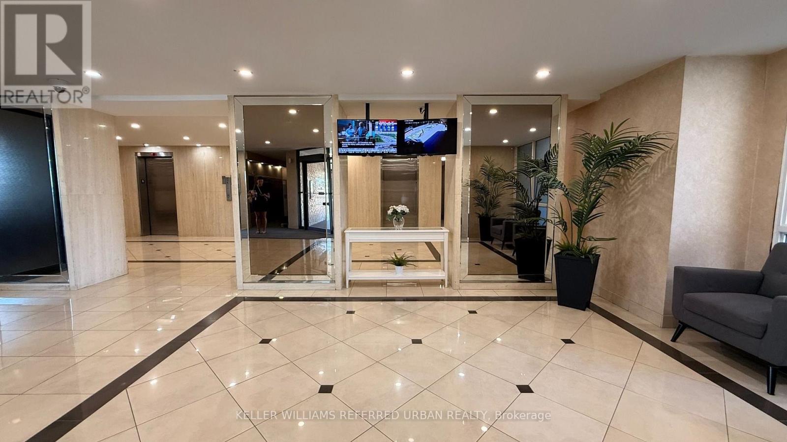 610 - 1515 Lakeshore Road, Mississauga, Ontario  L5E 3E3 - Photo 35 - W13776538