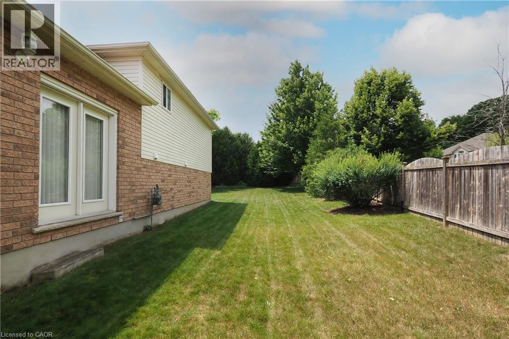559 Springwater Drive, Waterloo, Ontario  N2V 2K6 - Photo 42 - 40859976