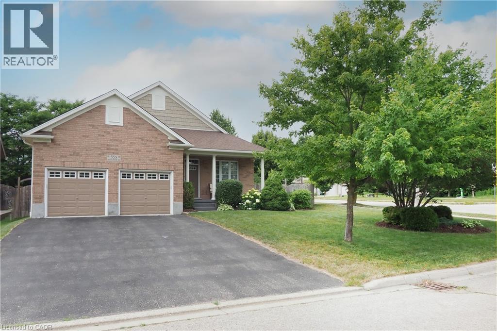 559 Springwater Drive, Waterloo, Ontario  N2V 2K6 - Photo 1 - 40859976