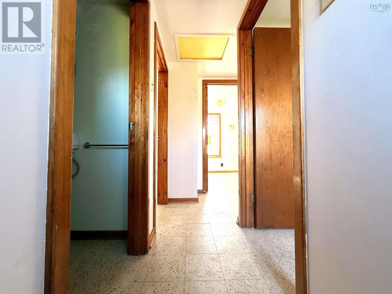 104 North Street, Springhill, Nova Scotia  B0M 1X0 - Photo 13 - 202623175