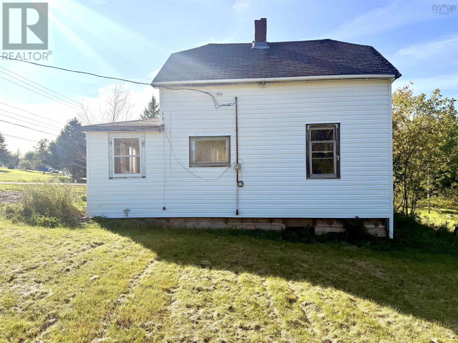 104 North Street, Springhill, Nova Scotia  B0M 1X0 - Photo 4 - 202623175