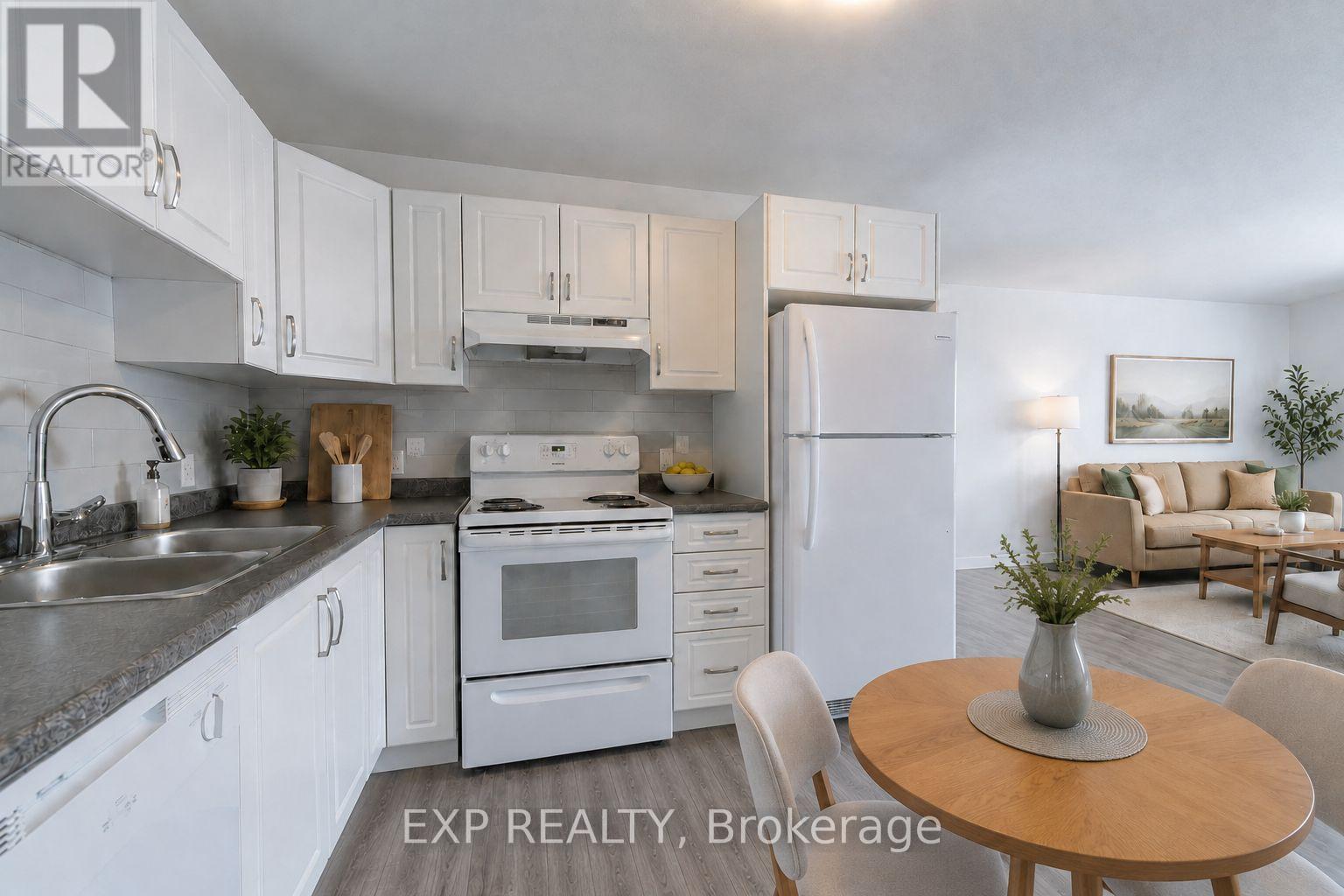322 Honeyborne Street, Mississippi Mills, Ontario  K0A 1A0 - Photo 15 - X13778962