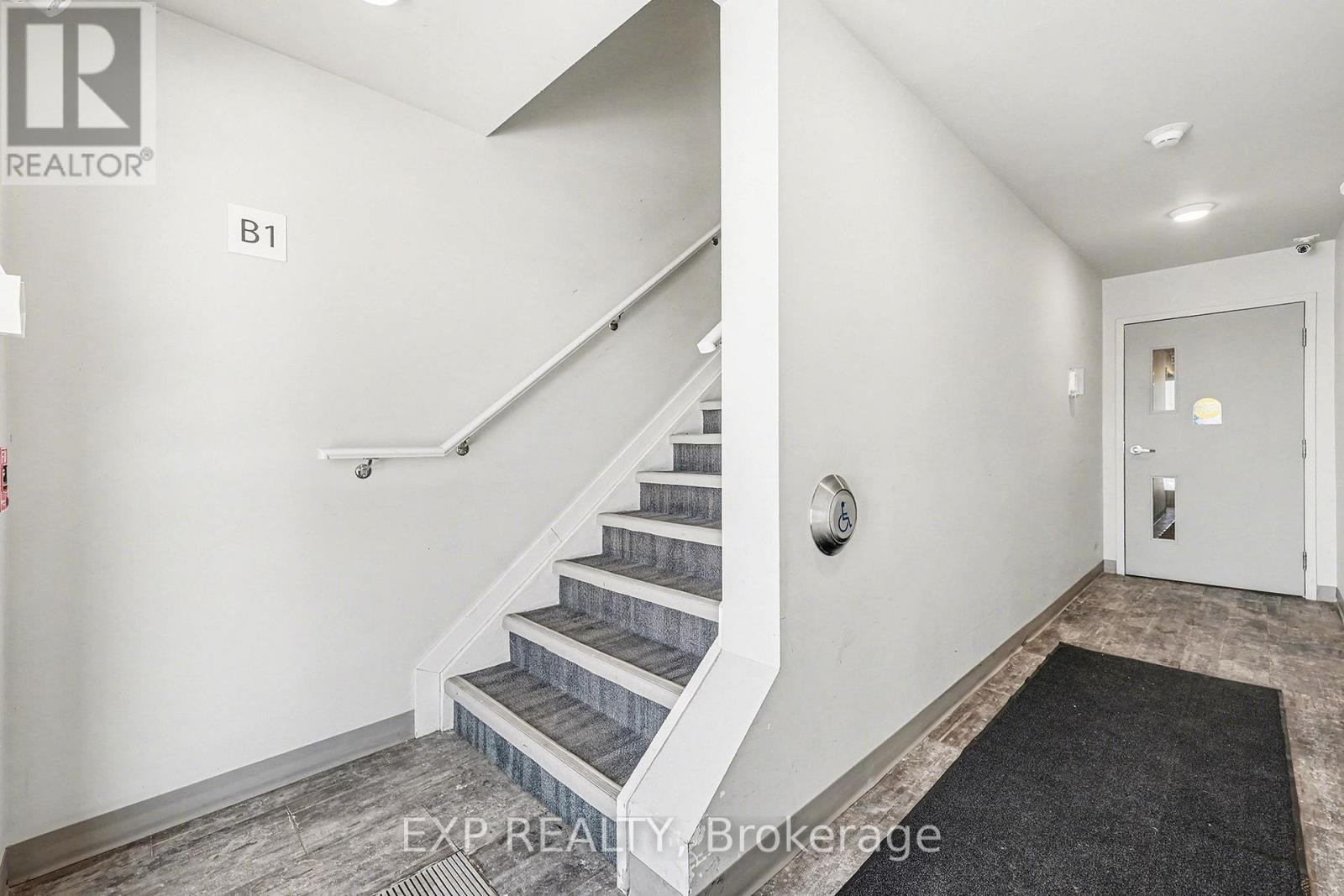 322 Honeyborne Street, Mississippi Mills, Ontario  K0A 1A0 - Photo 6 - X13778962