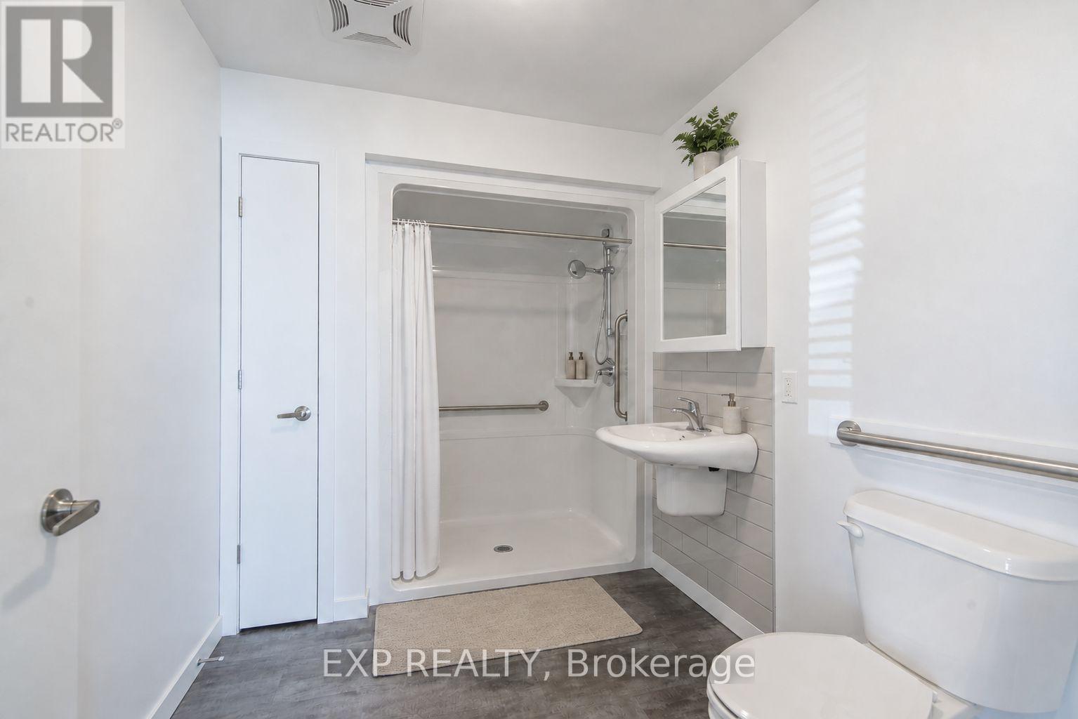 322 Honeyborne Street, Mississippi Mills, Ontario  K0A 1A0 - Photo 9 - X13778962