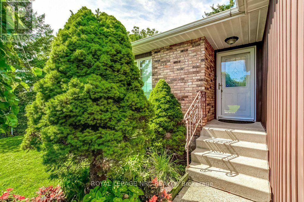 2315 Clifton Street, Thorold, Ontario  L0S 1A0 - Photo 5 - X13778924