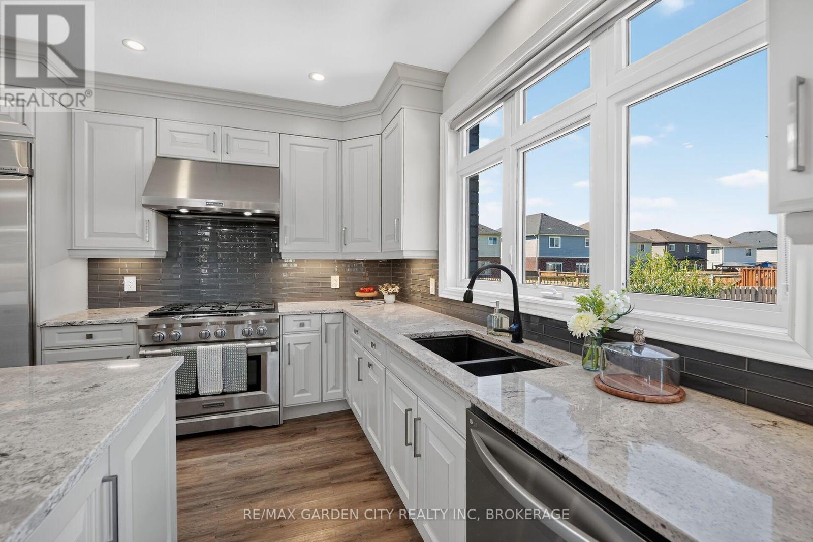57 Bergenstein Cres Crescent, Pelham, Ontario  L0S 0A1 - Photo 18 - X13778934