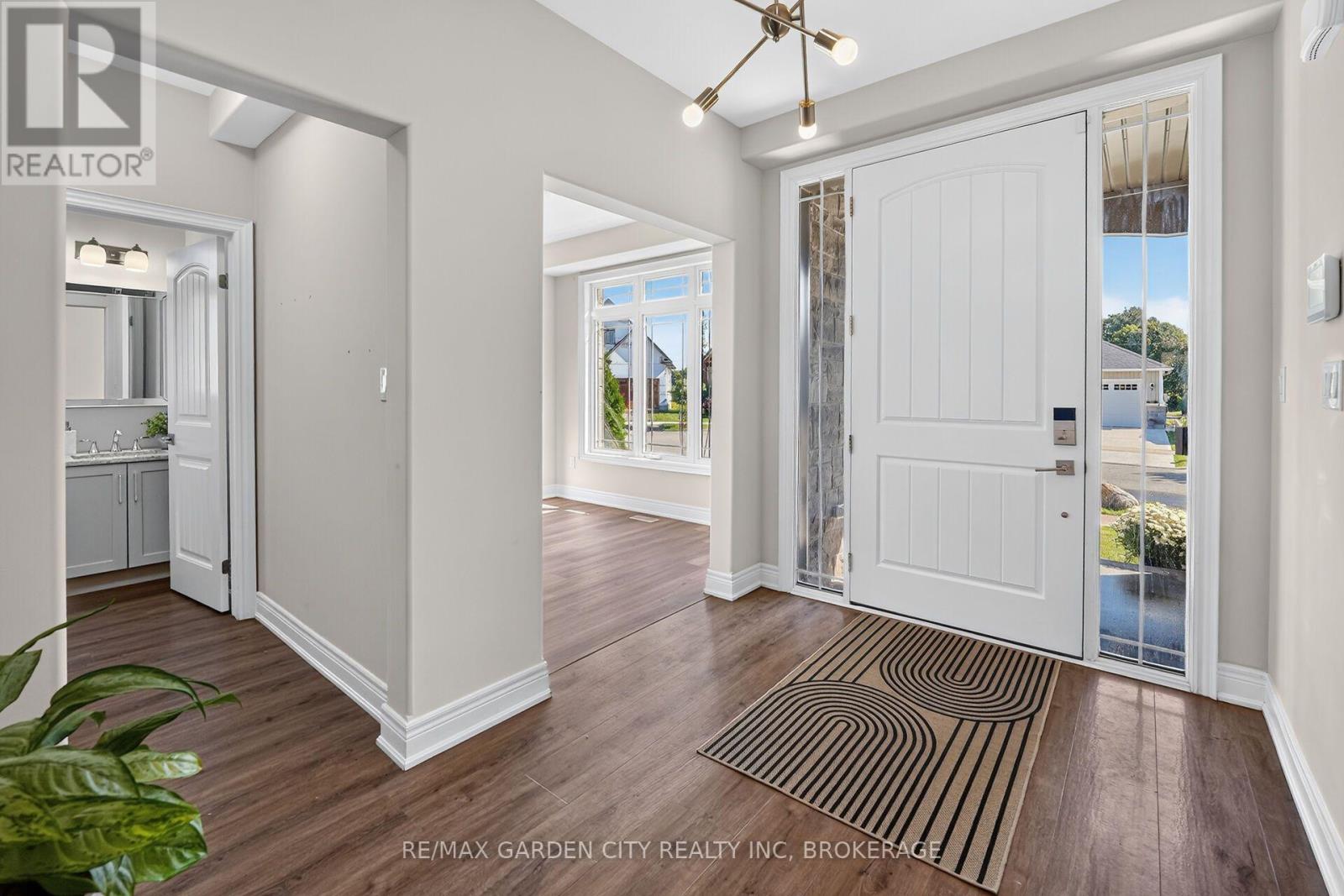 57 Bergenstein Cres Crescent, Pelham, Ontario  L0S 0A1 - Photo 5 - X13778934
