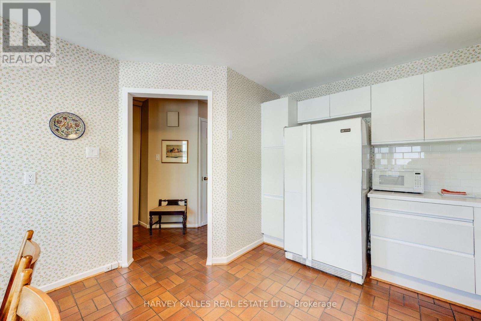 45 Melgund Road, Toronto, Ontario  M5R 2A1 - Photo 19 - C13778878