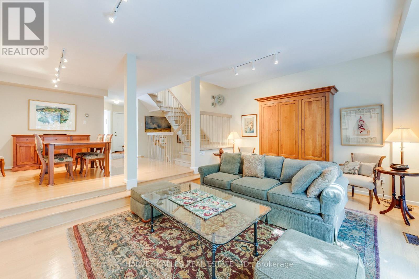 45 Melgund Road, Toronto, Ontario  M5R 2A1 - Photo 6 - C13778878