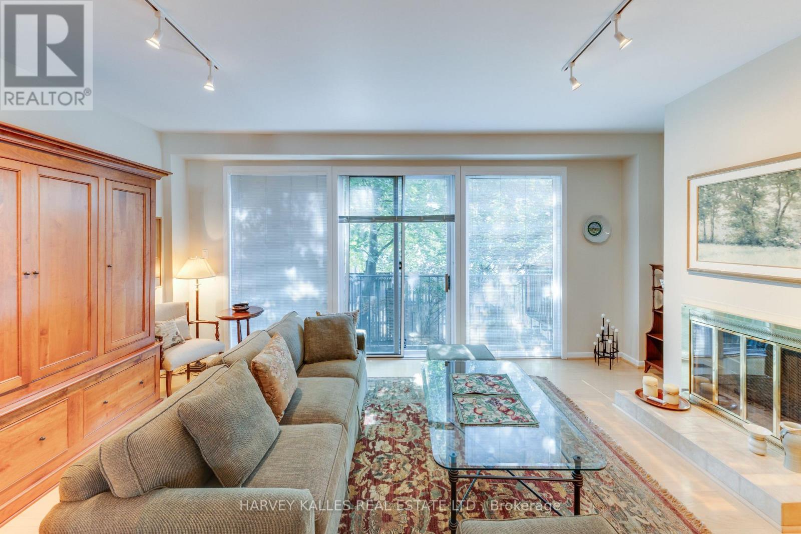 45 Melgund Road, Toronto, Ontario  M5R 2A1 - Photo 8 - C13778878