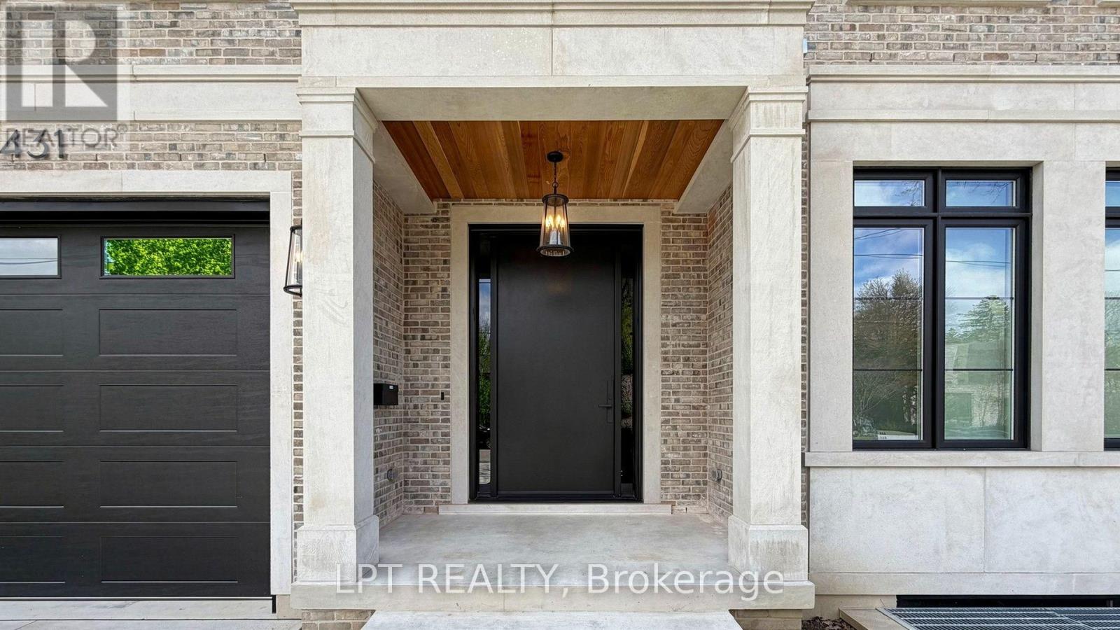 431 Heath Street E, Toronto, Ontario  M4G 1B6 - Photo 2 - C13778884
