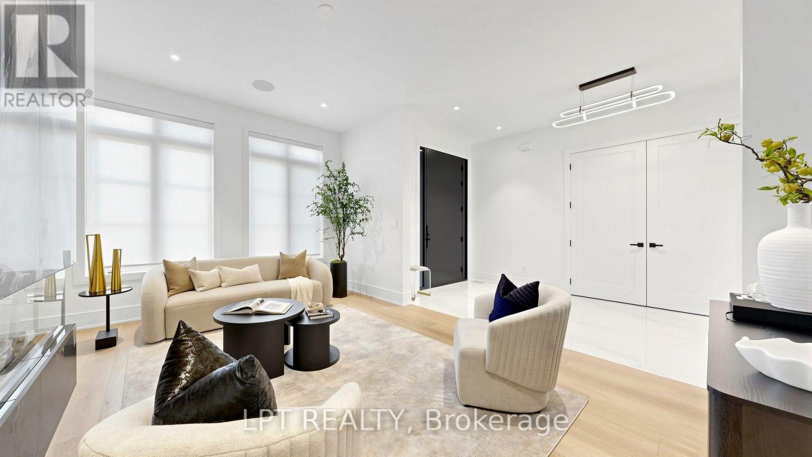 431 Heath Street E, Toronto, Ontario  M4G 1B6 - Photo 4 - C13778884