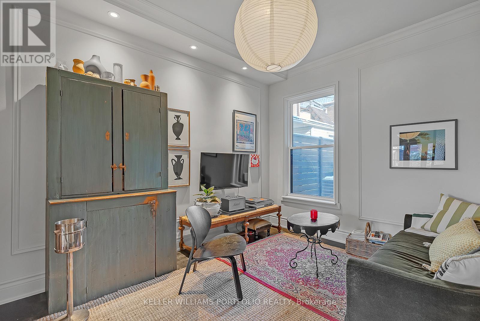 147 Claremont Street, Toronto, Ontario  M6J 2M7 - Photo 12 - C13778970