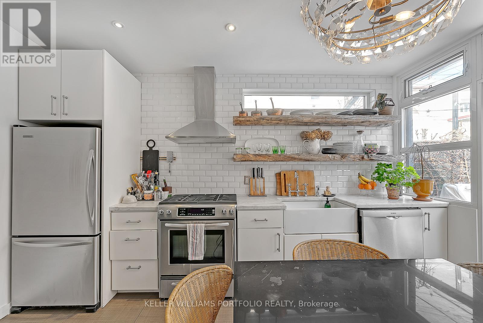 147 Claremont Street, Toronto, Ontario  M6J 2M7 - Photo 20 - C13778970