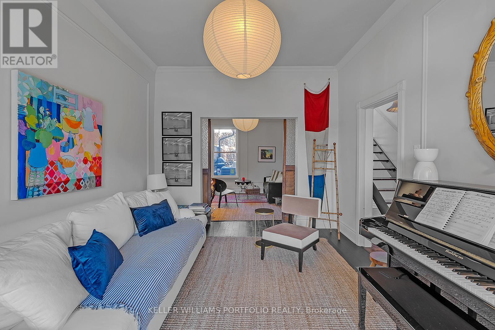 147 Claremont Street, Toronto, Ontario  M6J 2M7 - Photo 8 - C13778970