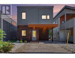 53 ARTHUR STREET, Perth, Ontario