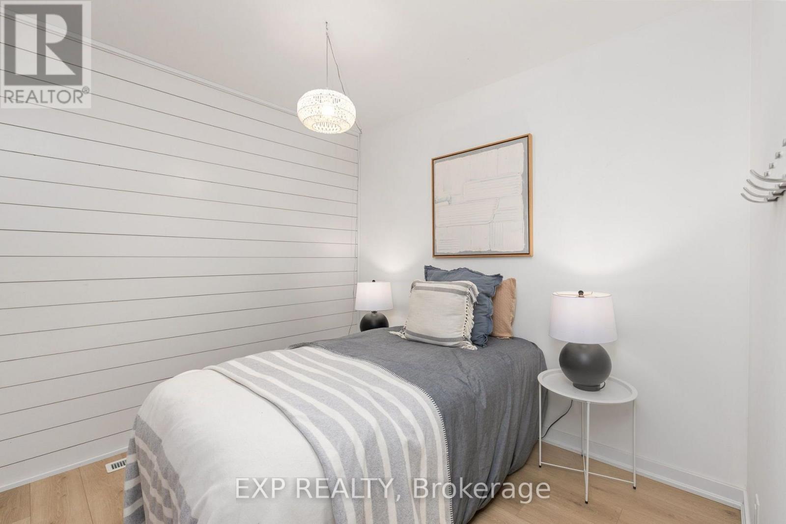1439 Parkham Crescent, Pickering, Ontario L1W 1B7 - Photo 15 - E13778818