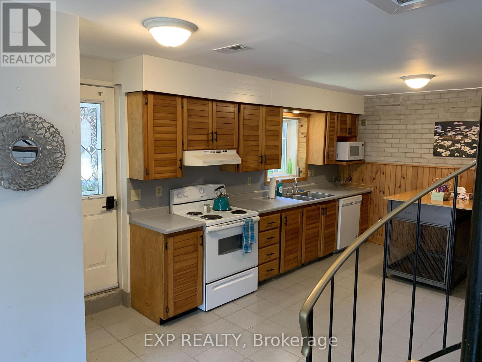 1439 Parkham Crescent, Pickering, Ontario L1W 1B7 - Photo 30 - E13778818