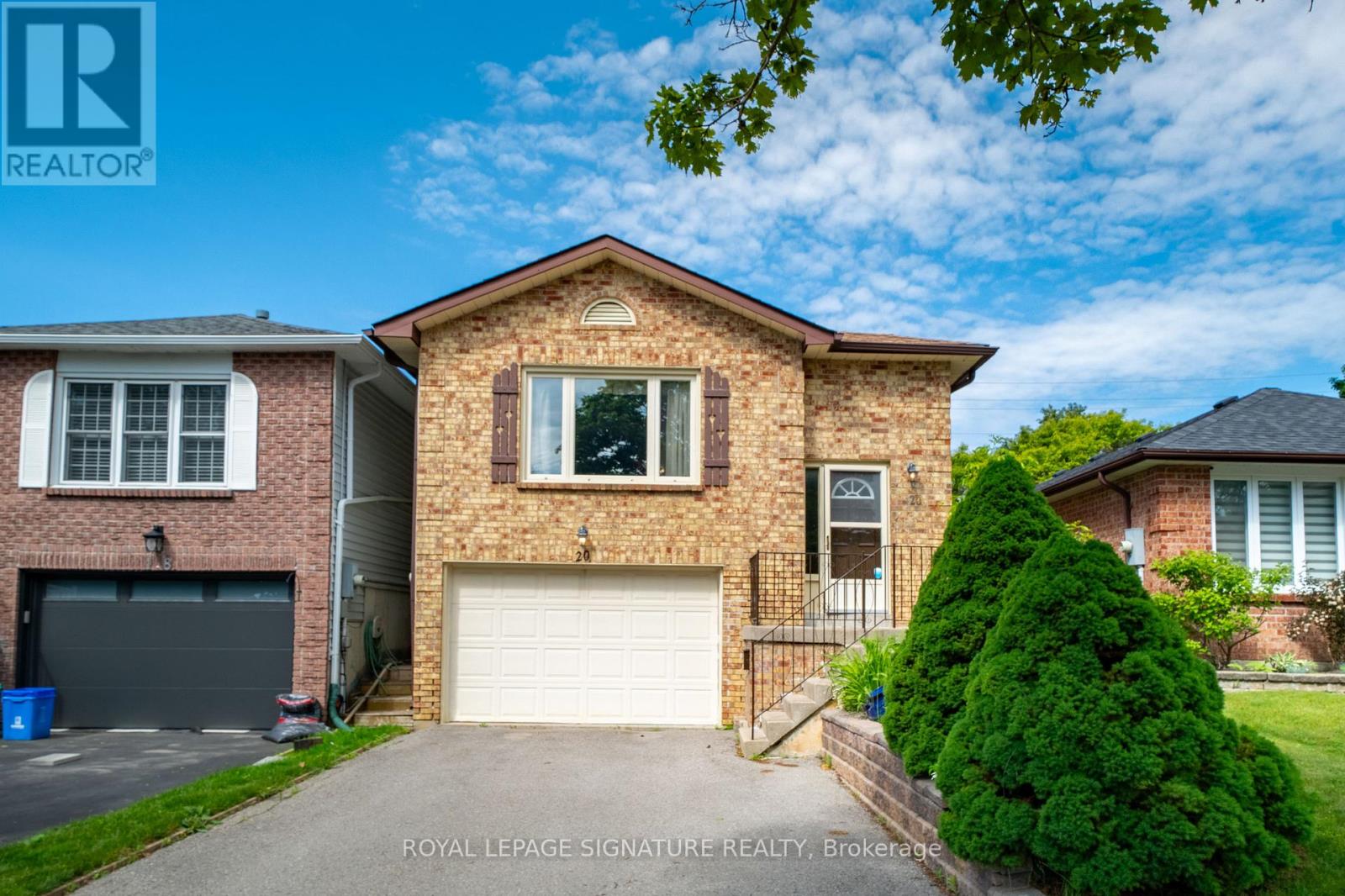 20 Mcfeeters Crescent, Clarington, Ontario  L1C 4G5 - Photo 2 - E13778880
