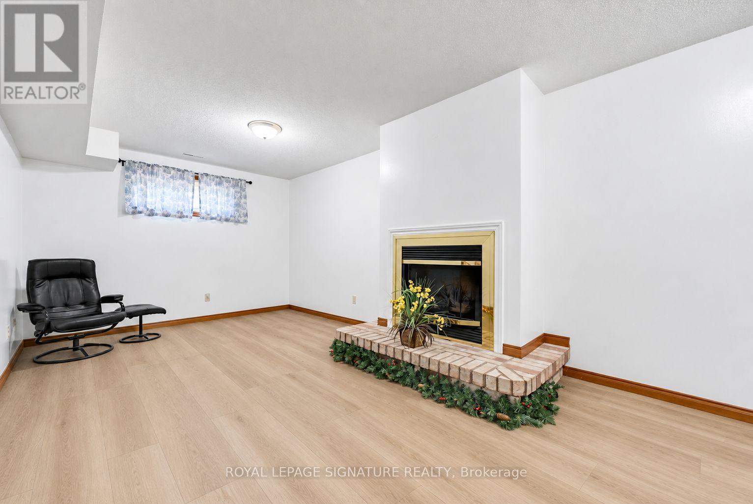 20 Mcfeeters Crescent, Clarington, Ontario  L1C 4G5 - Photo 26 - E13778880