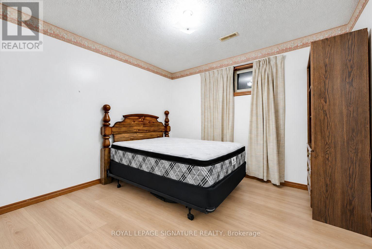 20 Mcfeeters Crescent, Clarington, Ontario  L1C 4G5 - Photo 30 - E13778880