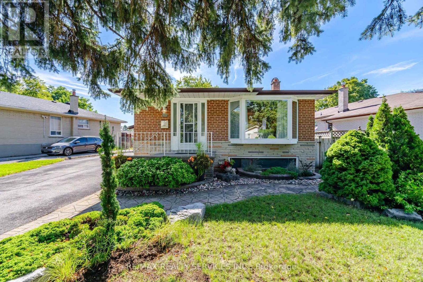 15 Shoreview Drive, Toronto, Ontario  M1E 3R1 - Photo 3 - E13778904