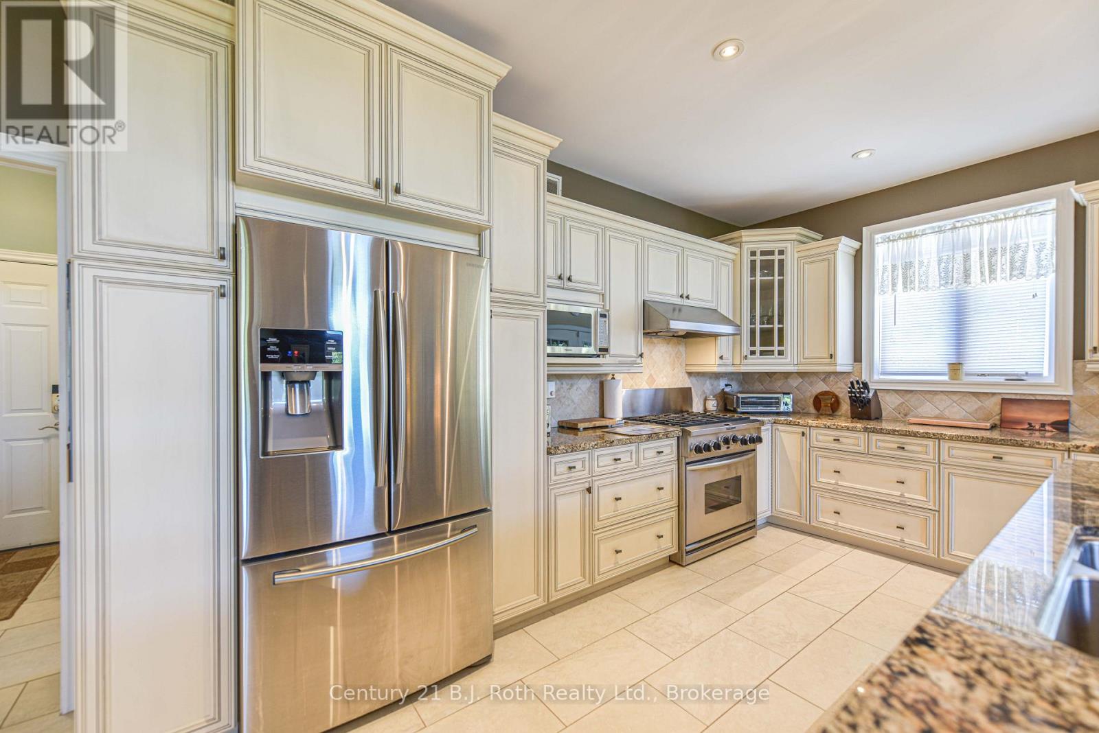 1273 Hawk Ridge Crescent, Severn, Ontario  L3V 0Y6 - Photo 7 - S13778840