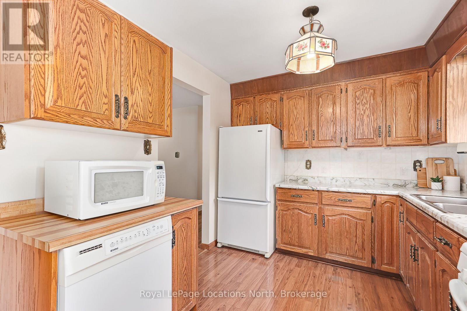 26 Stroud Crescent, Wasaga Beach, Ontario  L9Z 2T5 - Photo 13 - S13778858