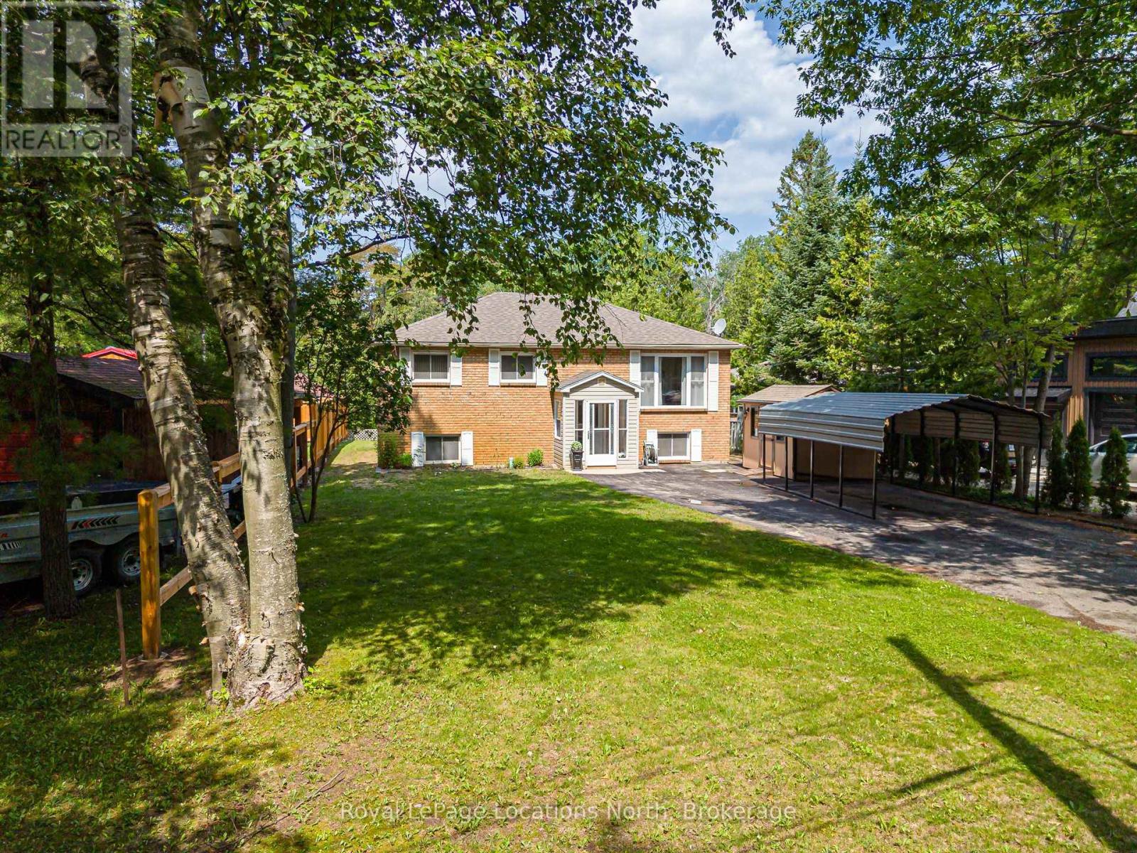26 Stroud Crescent, Wasaga Beach, Ontario  L9Z 2T5 - Photo 2 - S13778858