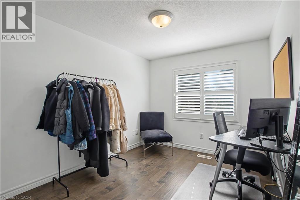 15 Bryan Court, Kitchener, Ontario  N2A 4J4 - Photo 23 - 40862940