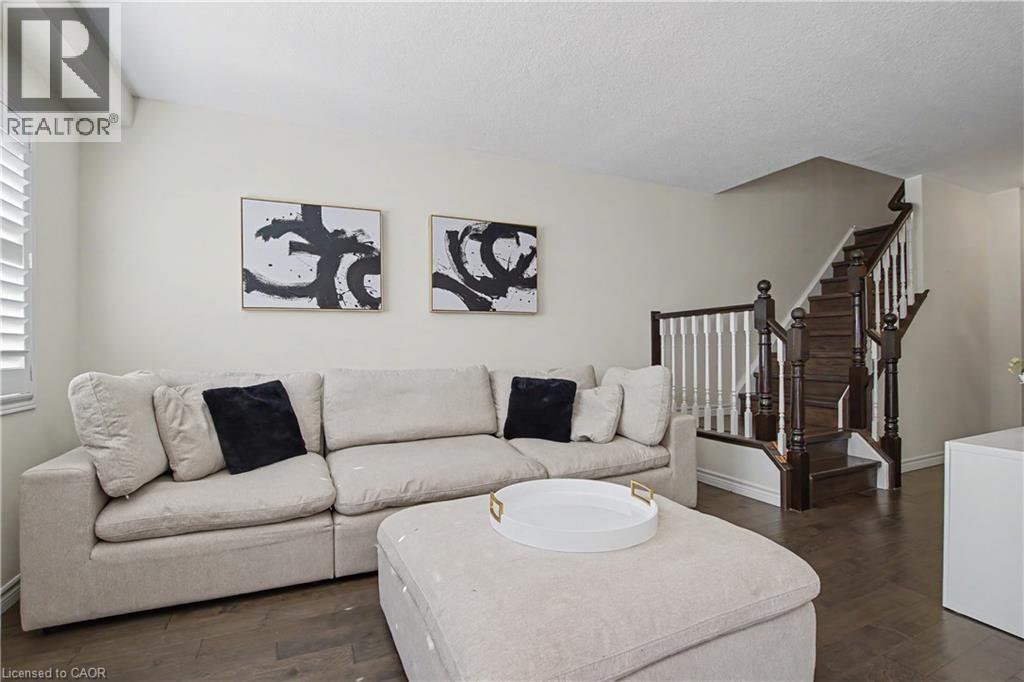 15 Bryan Court, Kitchener, Ontario  N2A 4J4 - Photo 7 - 40862940