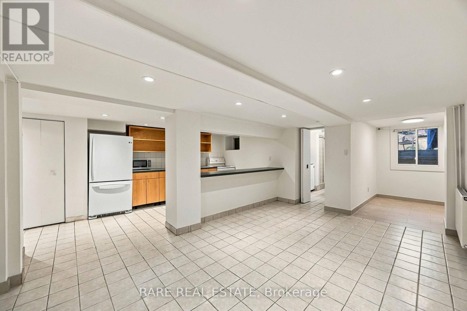 1 - 152 Sunnyside Avenue, Toronto, Ontario  M6R 2P2 - Photo 3 - W13778824