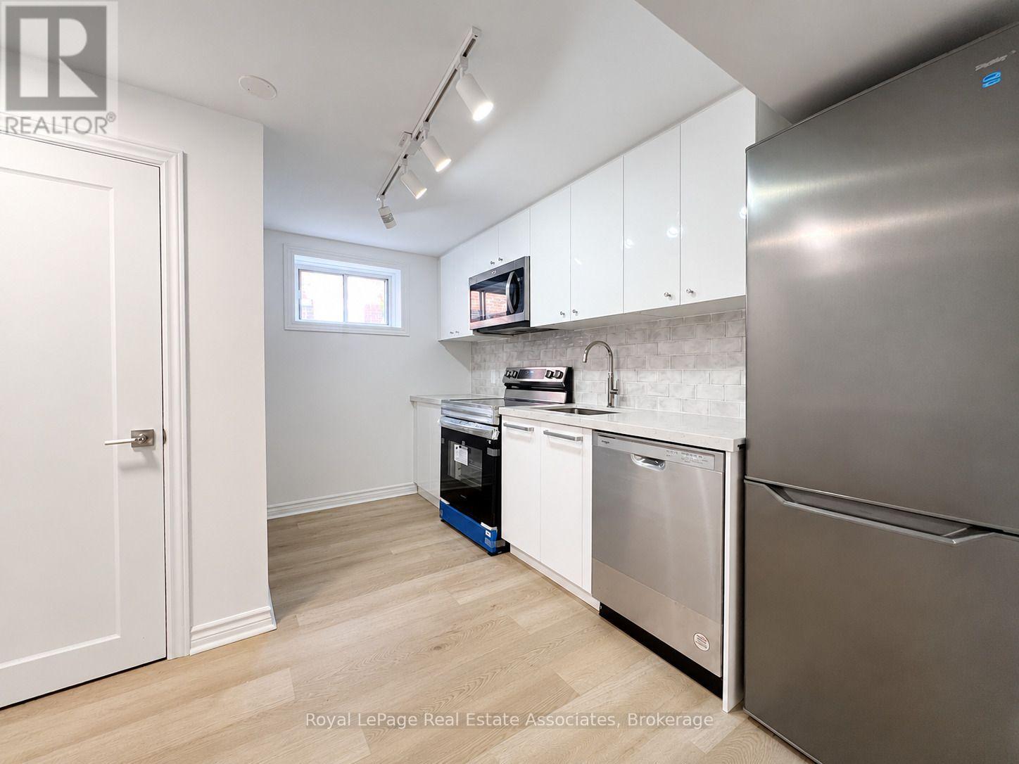 BSMT - 20 SILVERCREST AVENUE, Toronto, Ontario