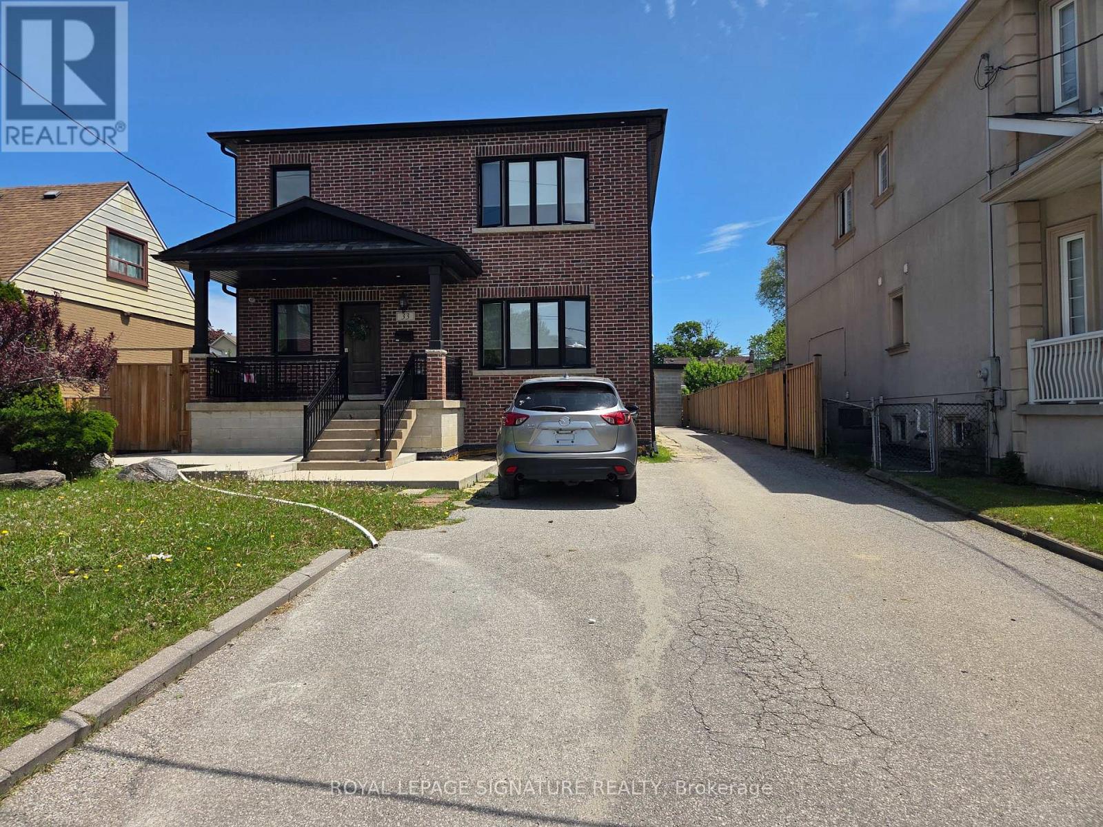 LOWER - 33 INGLESIDE DRIVE, Toronto, Ontario