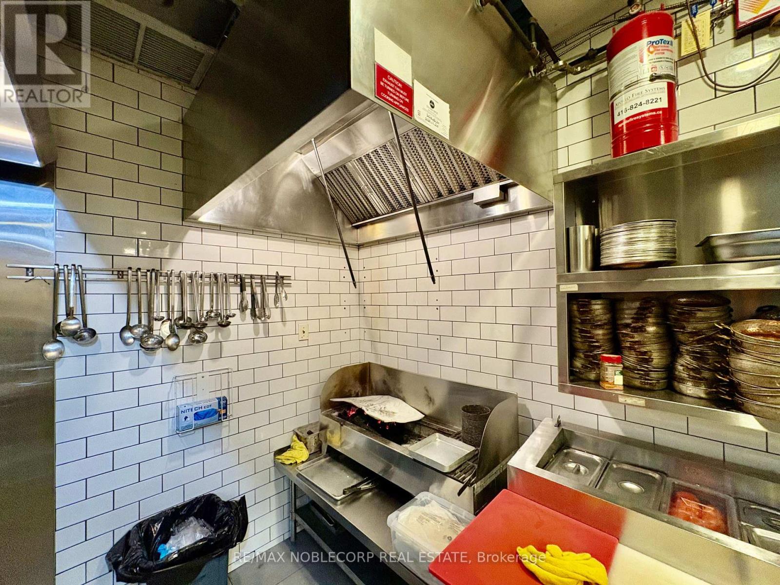Unit A - 3300 Dufferin Street, Toronto, Ontario  M6A 2T5 - Photo 21 - W13778940