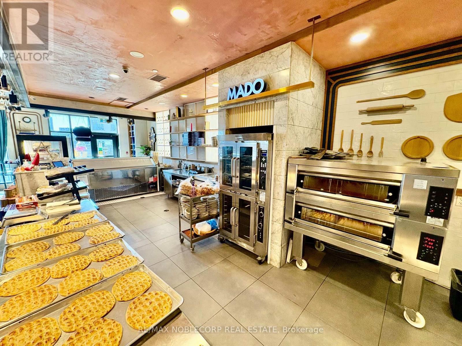 Unit A - 3300 Dufferin Street, Toronto, Ontario  M6A 2T5 - Photo 8 - W13778940
