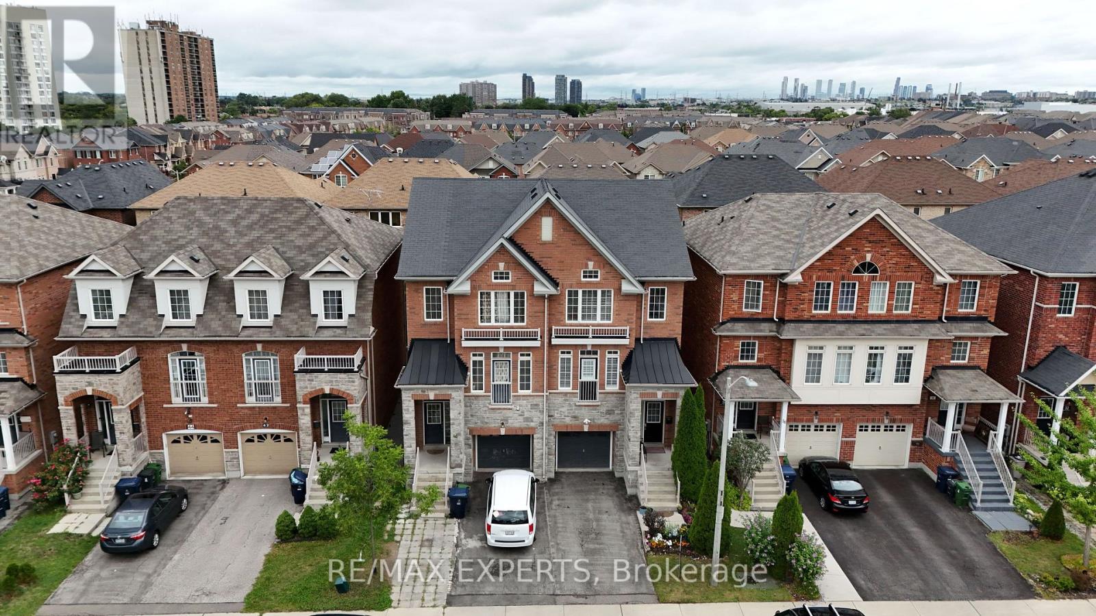 38 Betty Nagle Street, Toronto, Ontario  M9M 0E2 - Photo 29 - W13778964