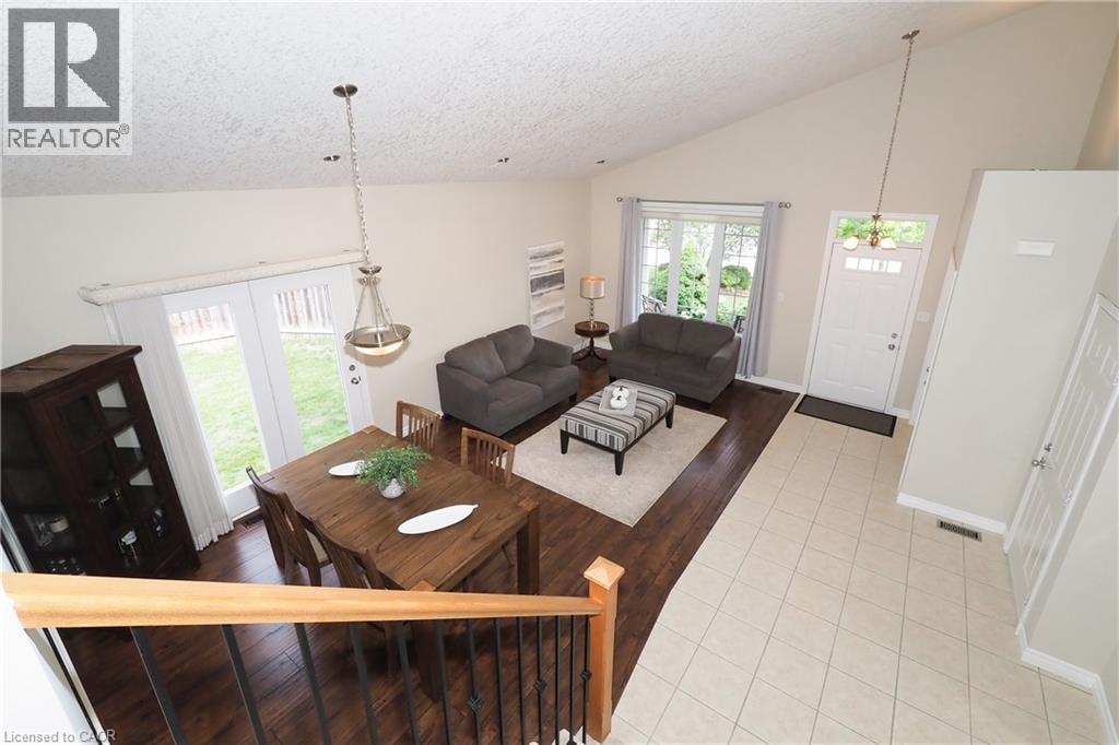 559 Springwater Drive, Waterloo, Ontario  N2V 2K6 - Photo 13 - 40859976