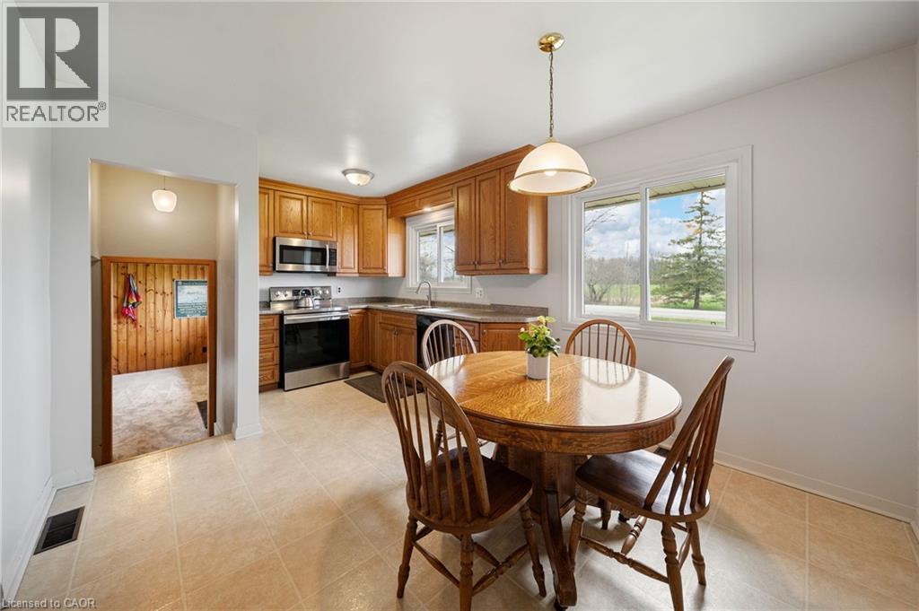 2223 Hall Road, Binbrook, Ontario  L0R 1C0 - Photo 7 - 40861204
