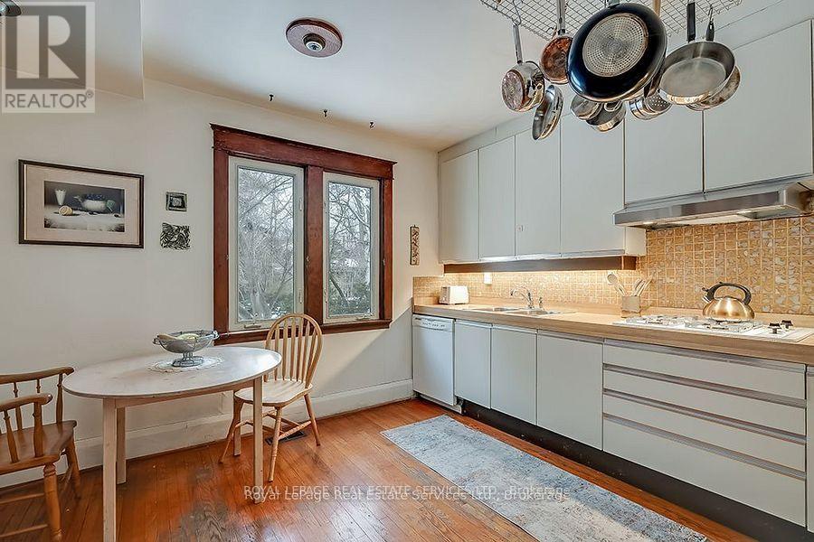 235 Douglas Avenue, Oakville, Ontario  L6J 3S2 - Photo 11 - W13637112