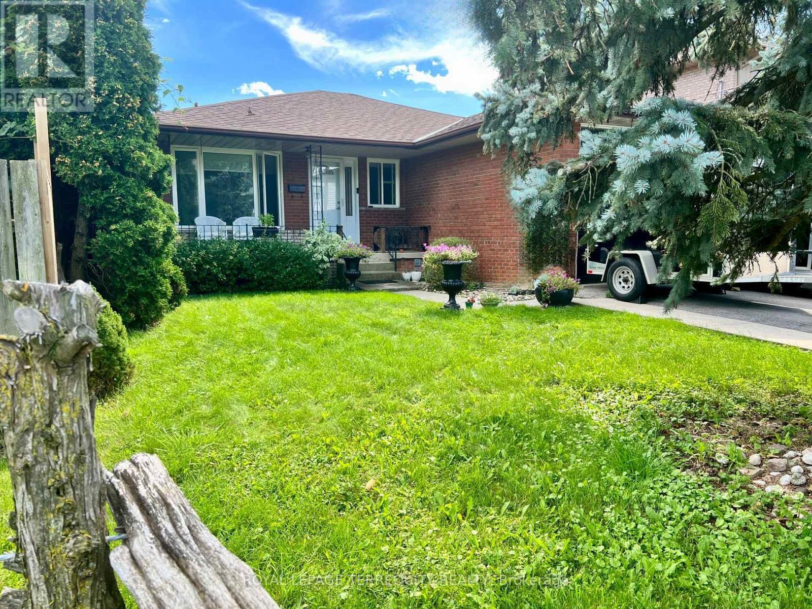 Lower - 896 Fourth Street, Mississauga, Ontario  L5E 1J6 - Photo 2 - W13647680