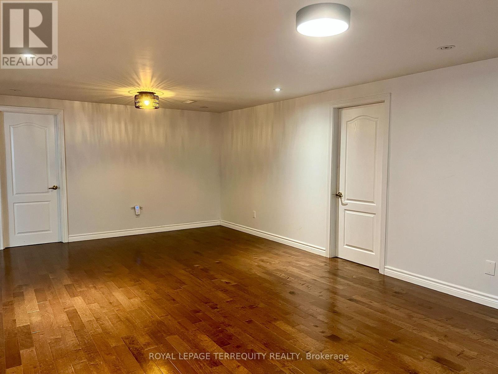 Lower - 896 Fourth Street, Mississauga, Ontario  L5E 1J6 - Photo 23 - W13647680