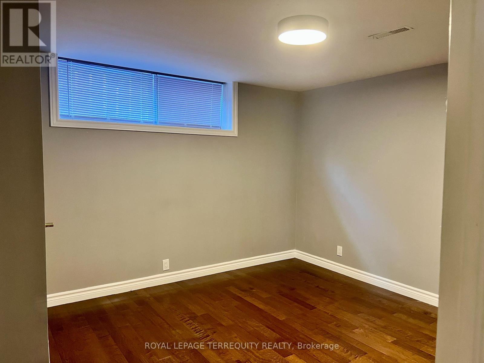Lower - 896 Fourth Street, Mississauga, Ontario  L5E 1J6 - Photo 34 - W13647680