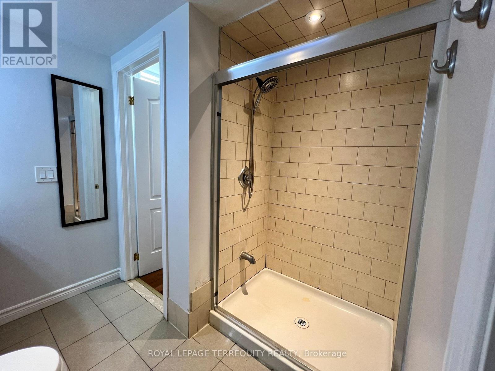 Lower - 896 Fourth Street, Mississauga, Ontario  L5E 1J6 - Photo 43 - W13647680