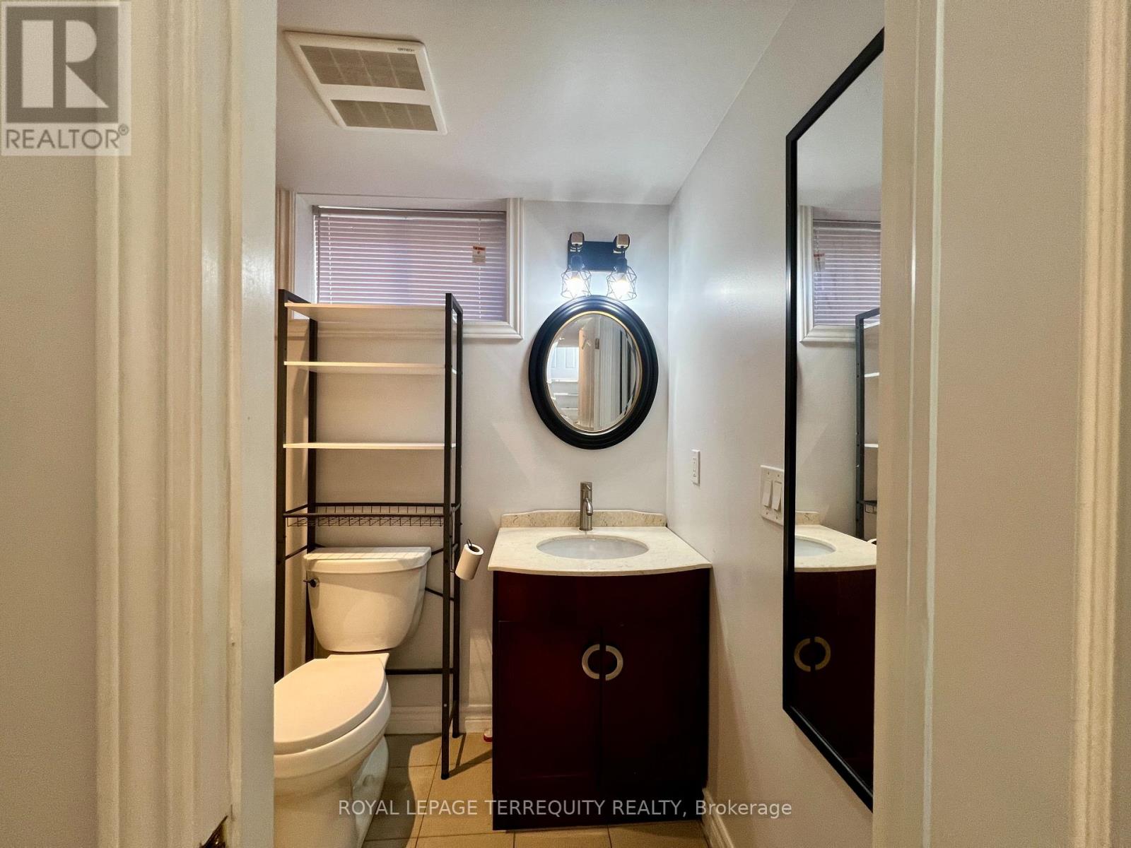 Lower - 896 Fourth Street, Mississauga, Ontario  L5E 1J6 - Photo 40 - W13647680